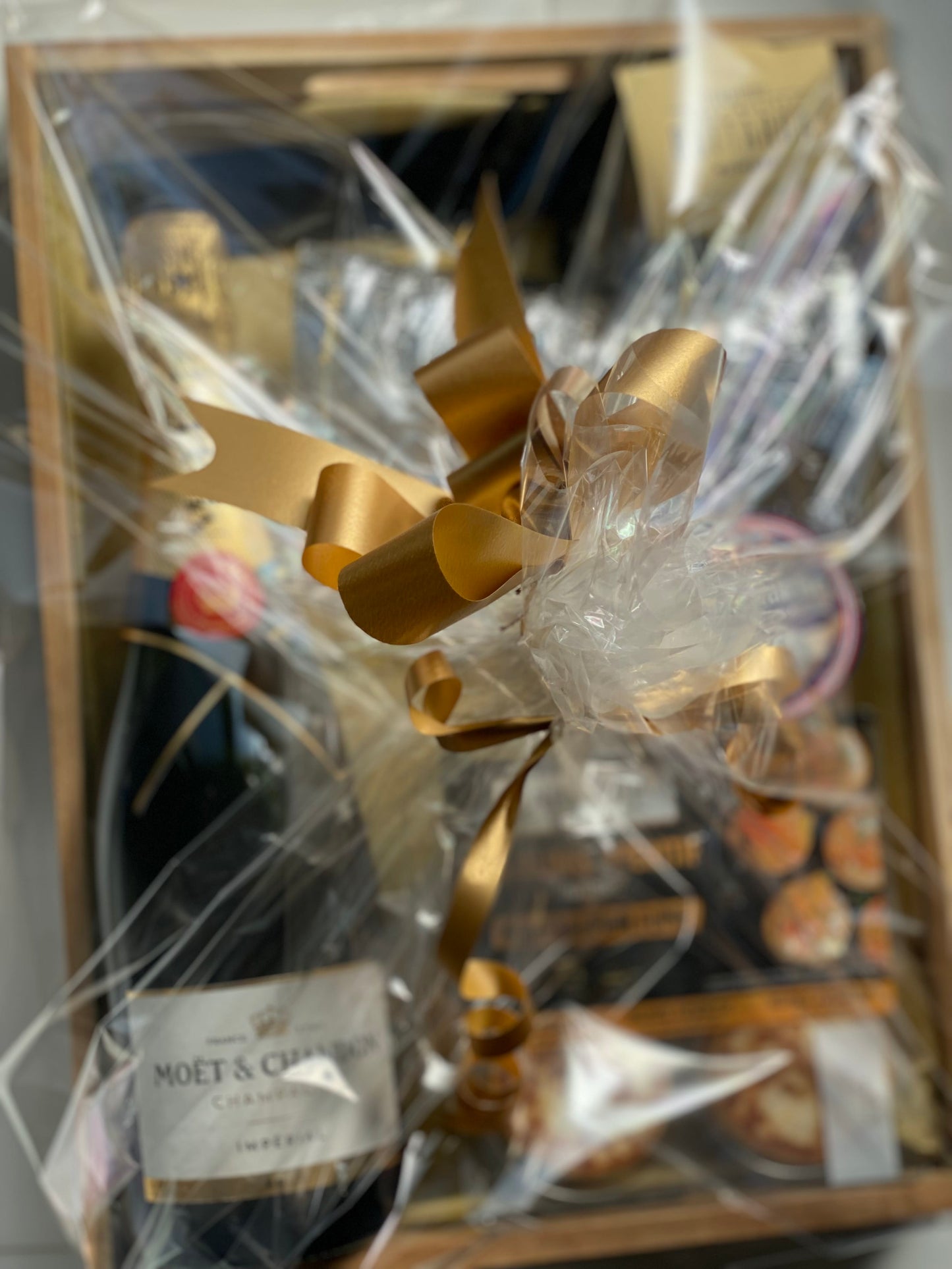 GIFT BOX MOËT & CAVIAR