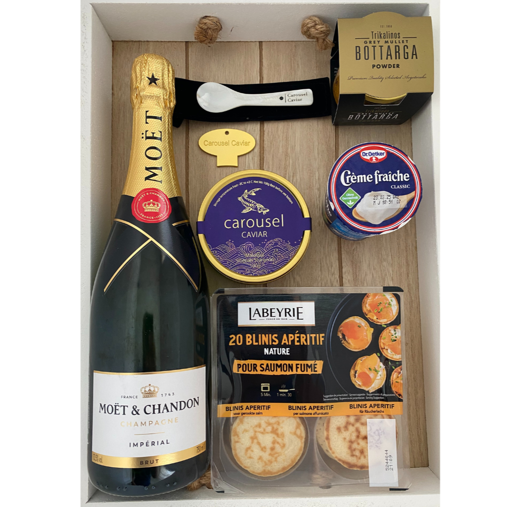 ПОДАРЪЧНА КУТИЯ MOËT & CAVIAR