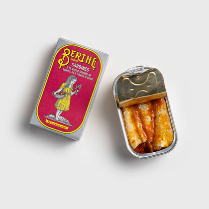 Сардини с домат и босилек в зехтин 125г.